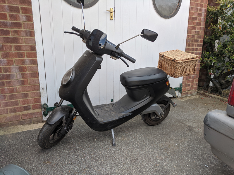 Nippy the e-moped